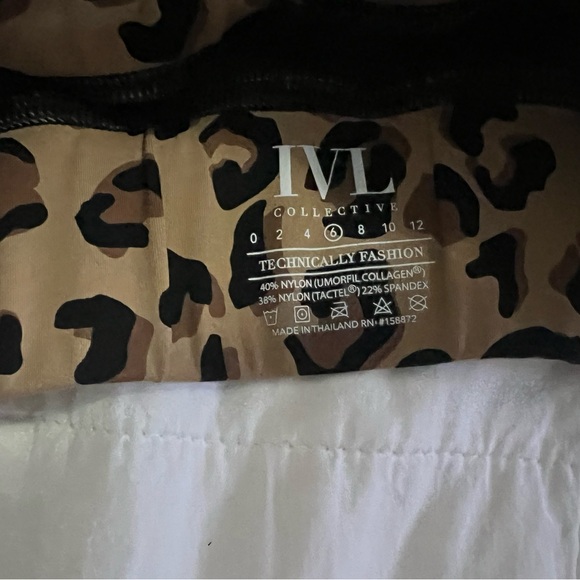 IVL workout top - Picture 2 of 2